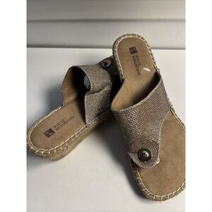 WHITE‎ MOUNTAIN SANDALS SIZE 5.5M Brown Gold Top Open Toe And Back Boho